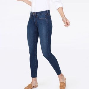NYDJ like new ami skinny ankle zipper jean